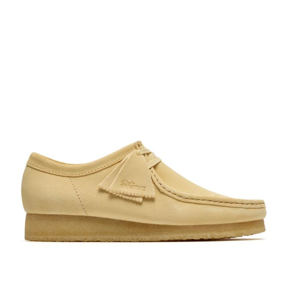 Clarks Mens Wallabee Beige Shoes (NWT)